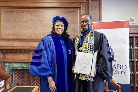 An image of Dr. Kendi and Provost Dr. Dawn Williams 